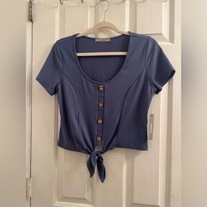 Size large blue front tie knit ribbed look button detail crop top